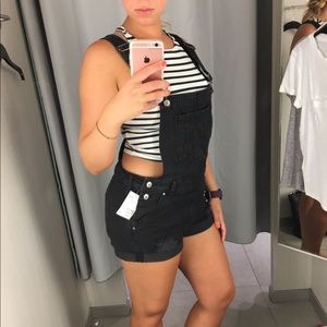 Women’s H&M Overall Shorts